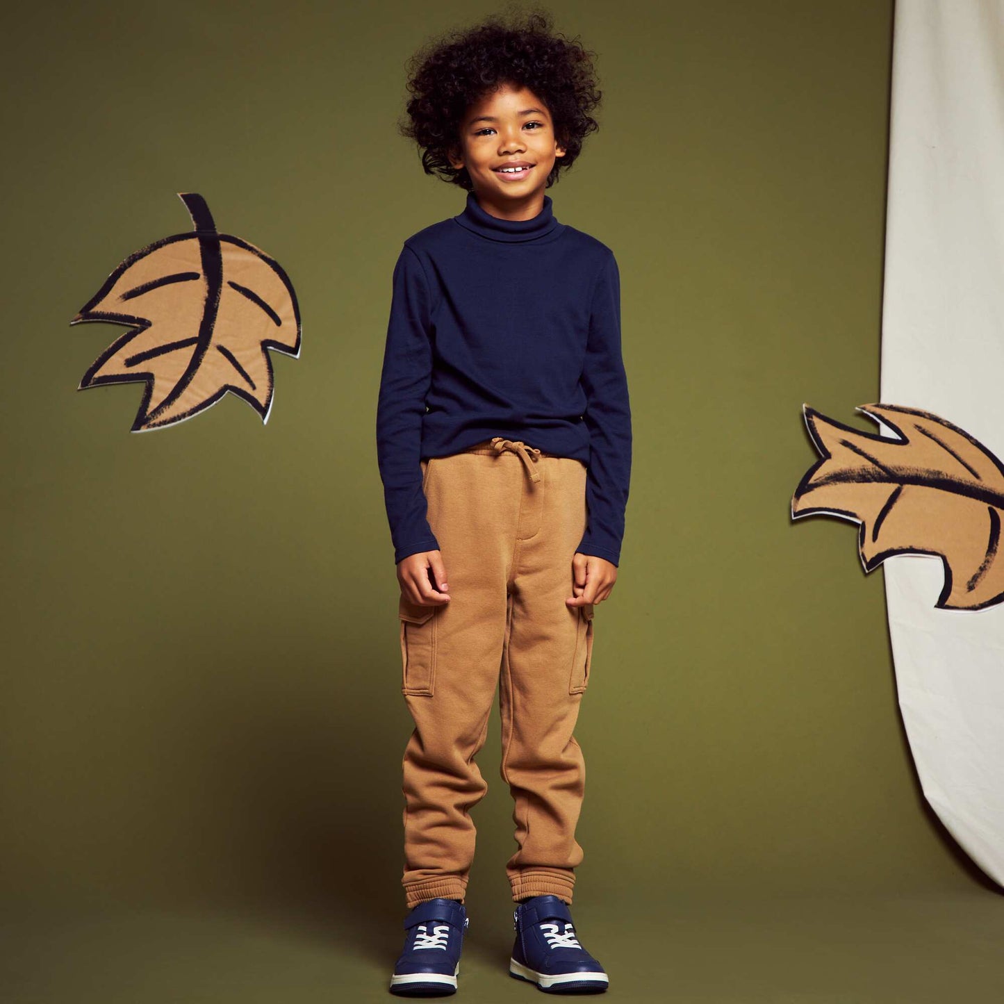 Sweatshirt fabric joggers with pockets BEIGE
