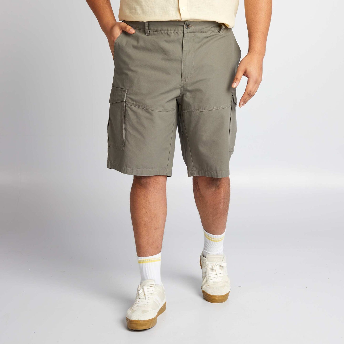 Bermuda shorts with flap pockets KHAKI
