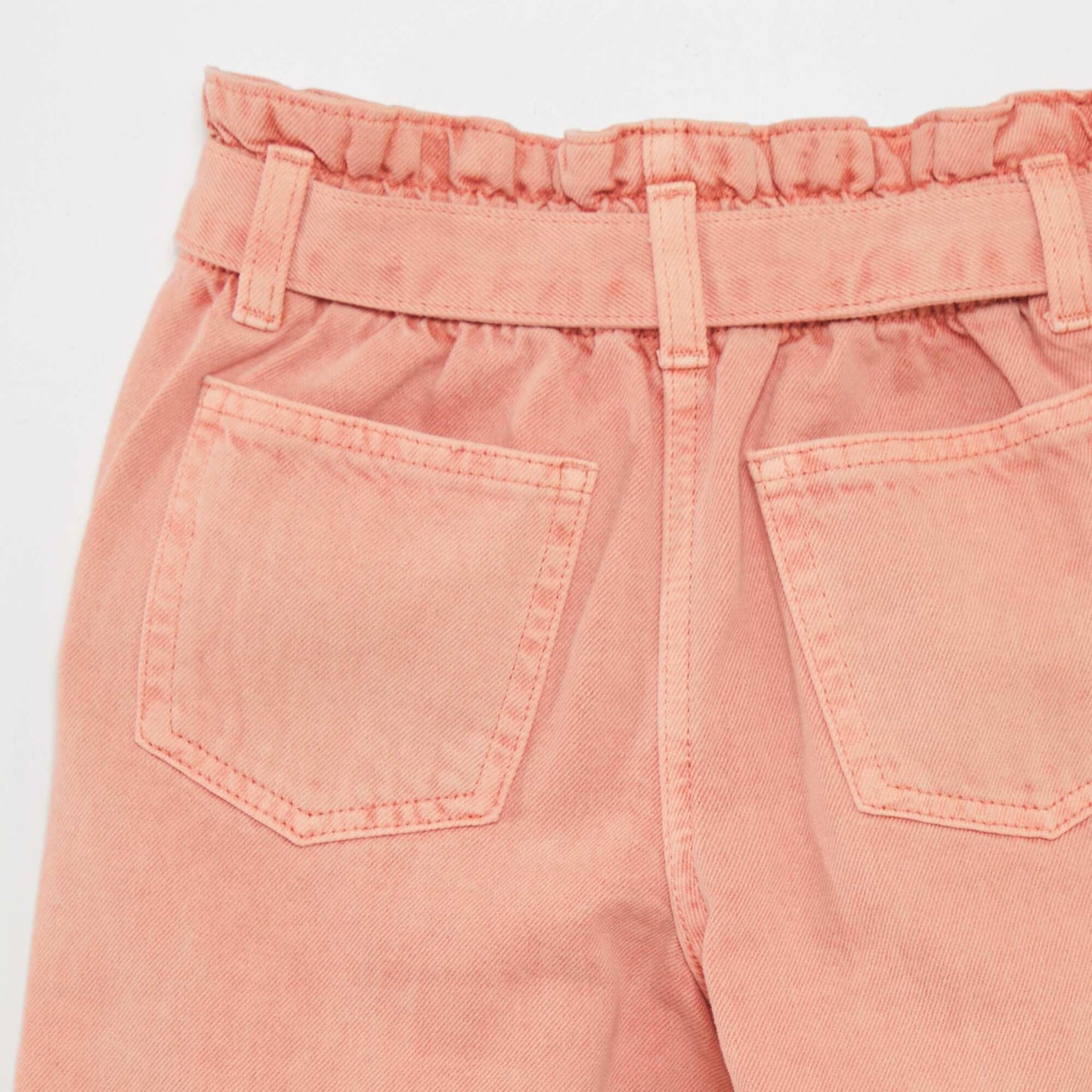 Mom jeans with belt at the waist PINK