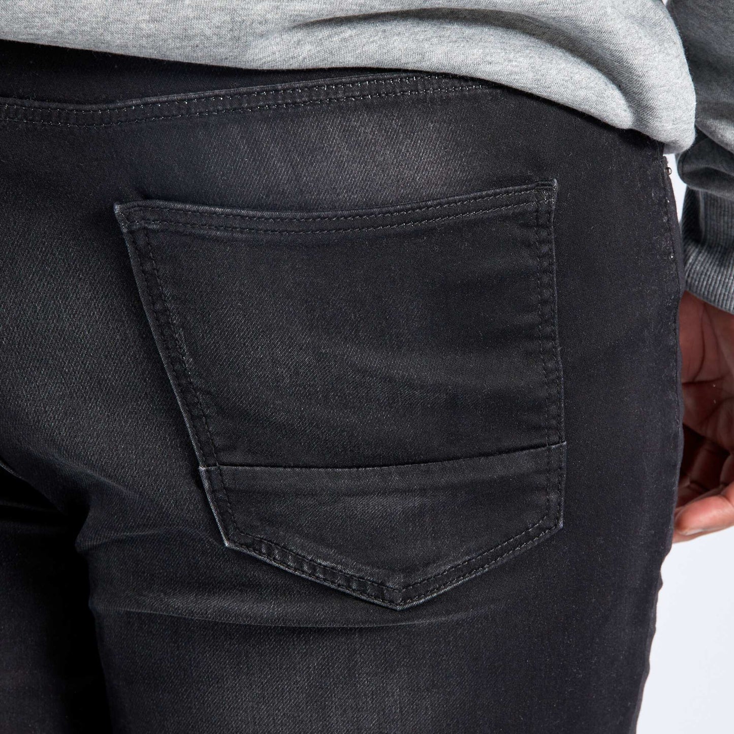 Slim-fit stretch jeans black