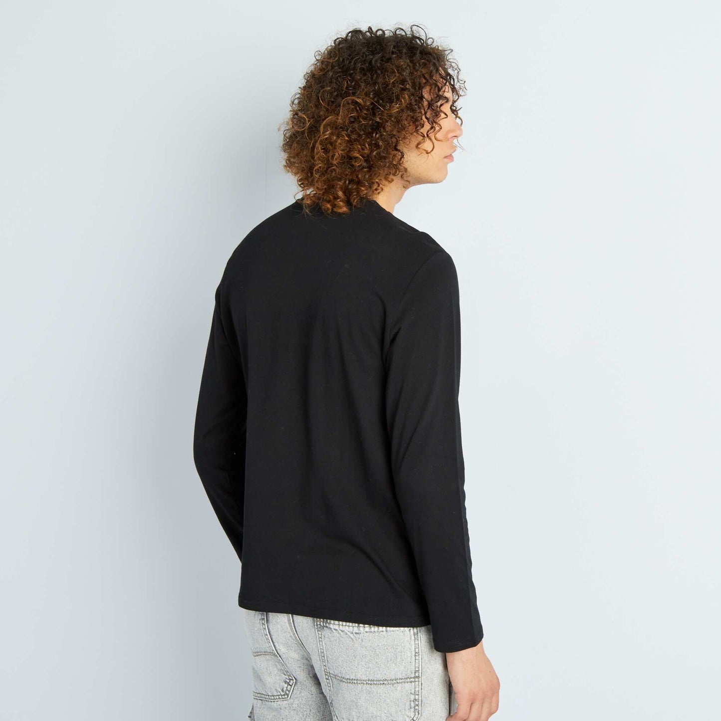 Round-neck T-shirt with long sleeves BLACK