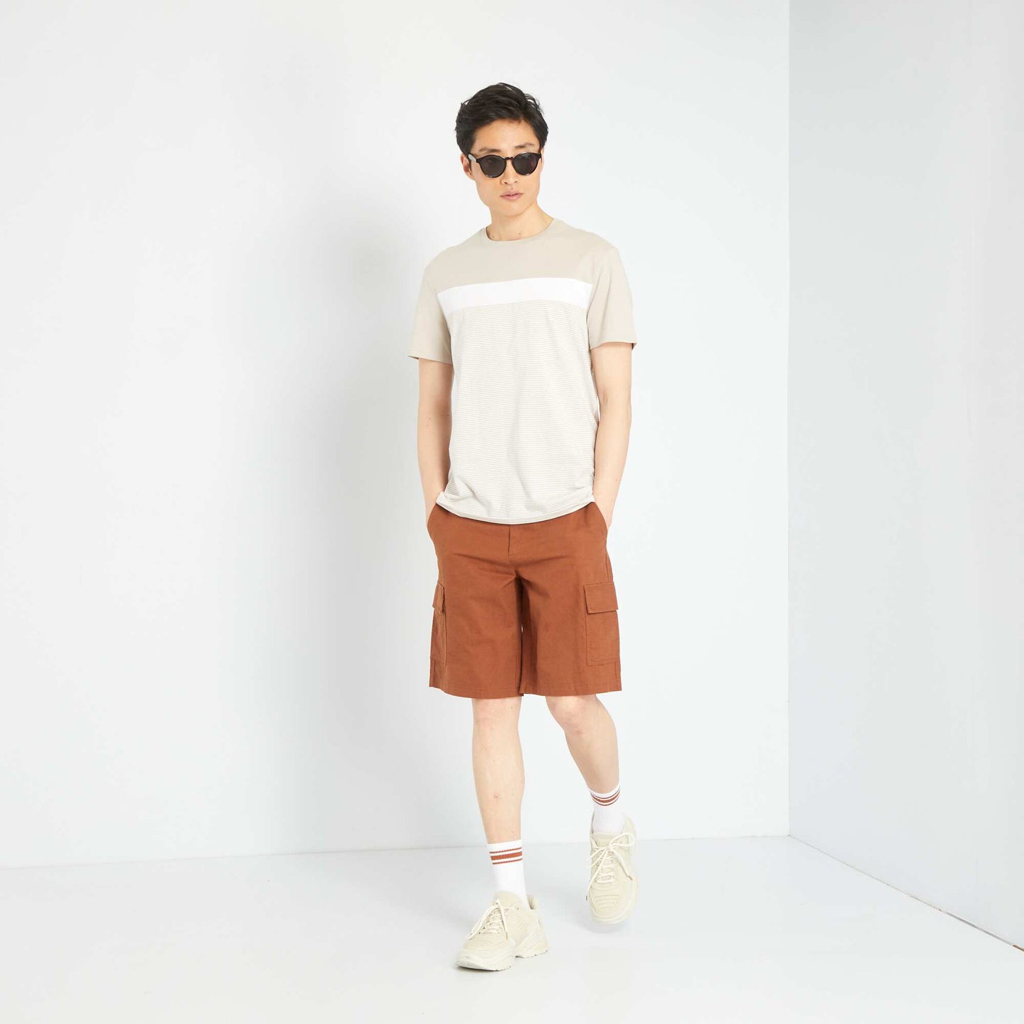 Short-sleeved T-shirt beige