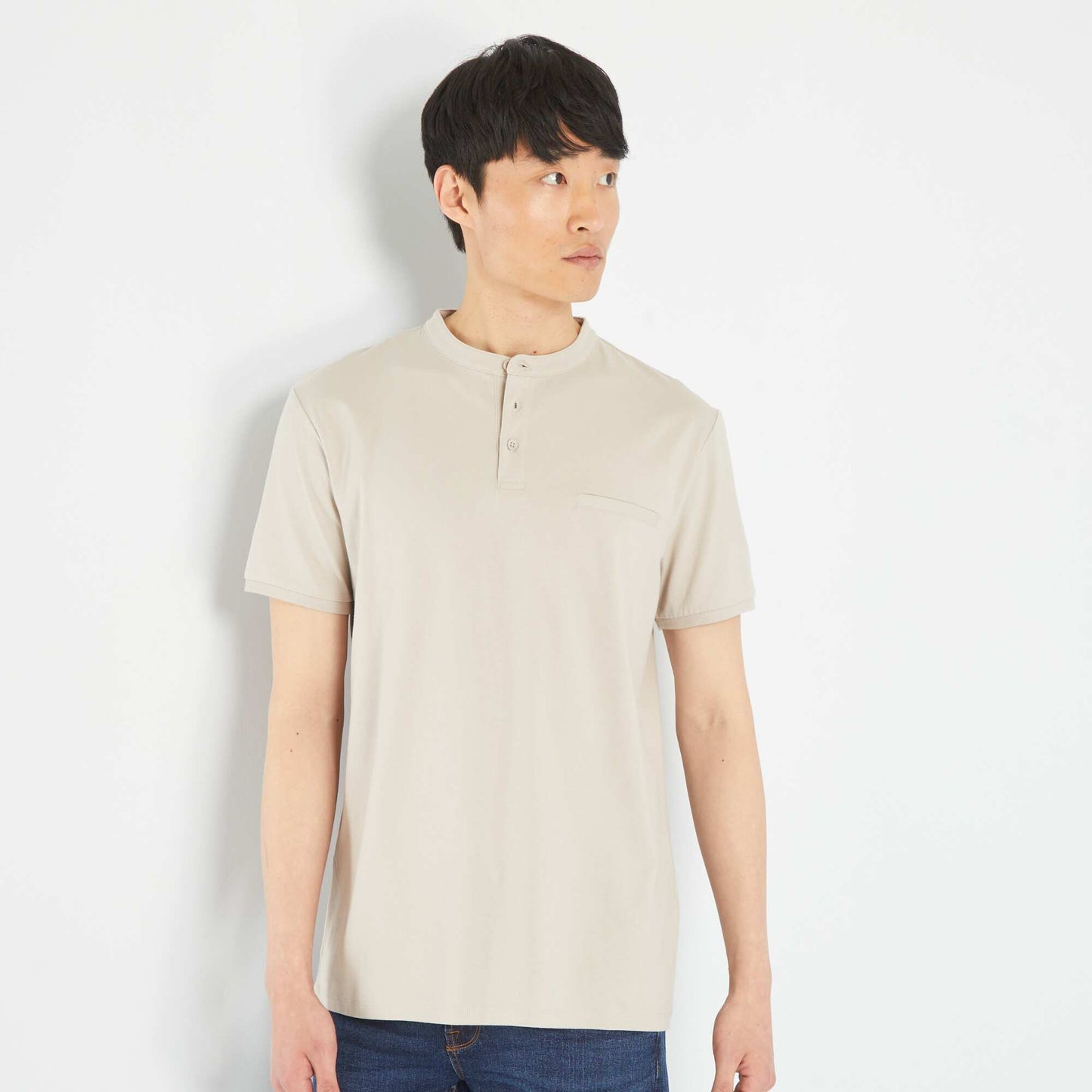 Short-sleeved polo shirt beige