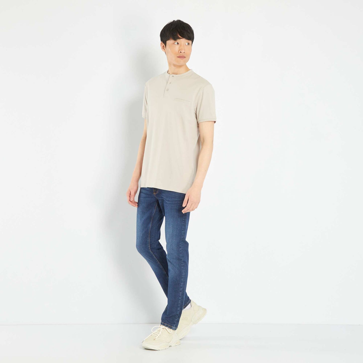 Short-sleeved polo shirt beige