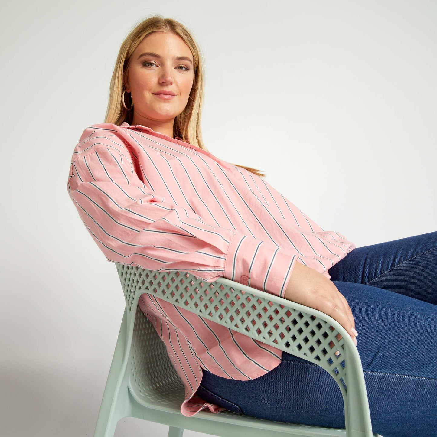 Long shirt with cutaway collar PINK