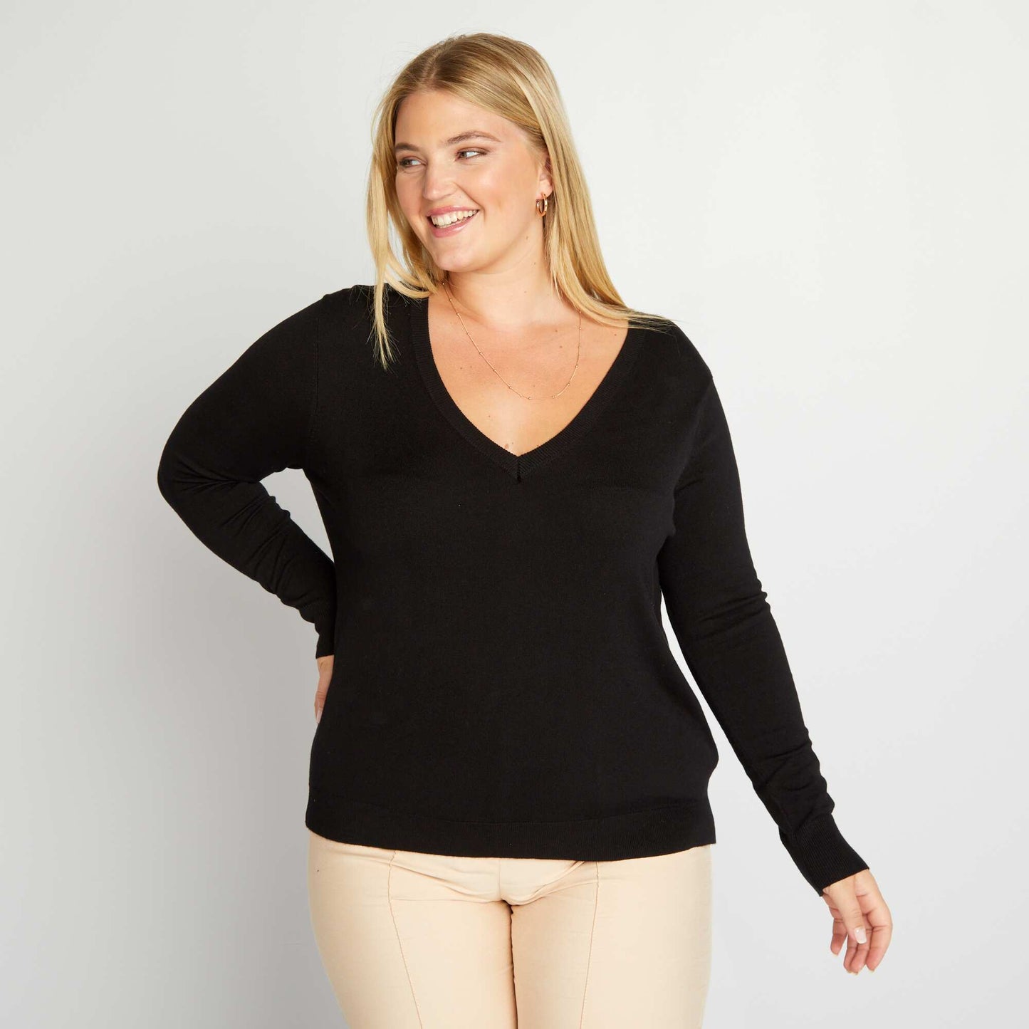 Knit V-neck sweater Black