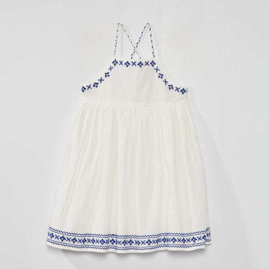 Embroidered full-skirt dress white/blue