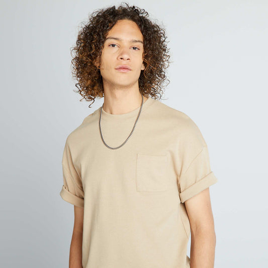 Round neck T-shirt with breast pocket BEIGE