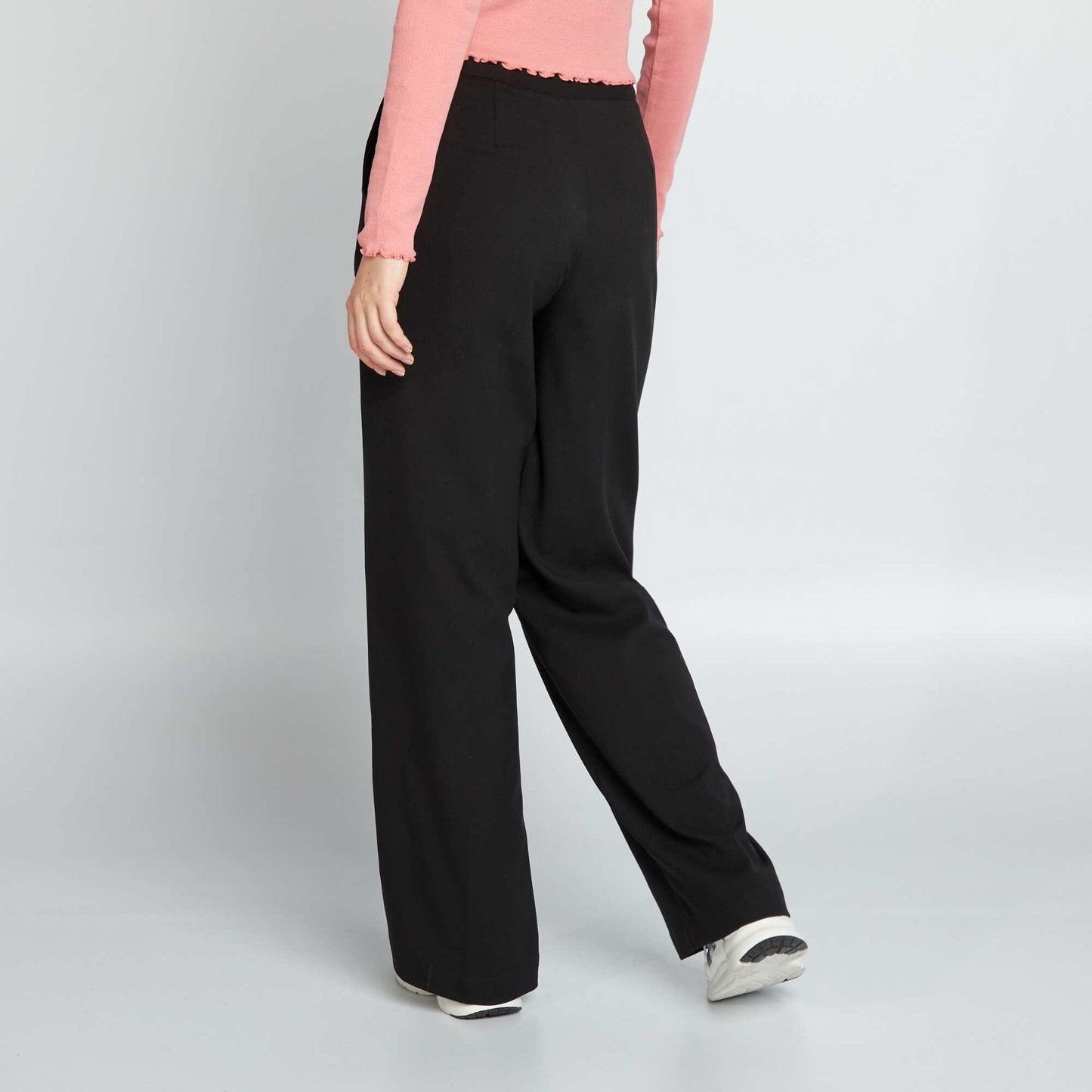 Flowing wide-leg trousers Black