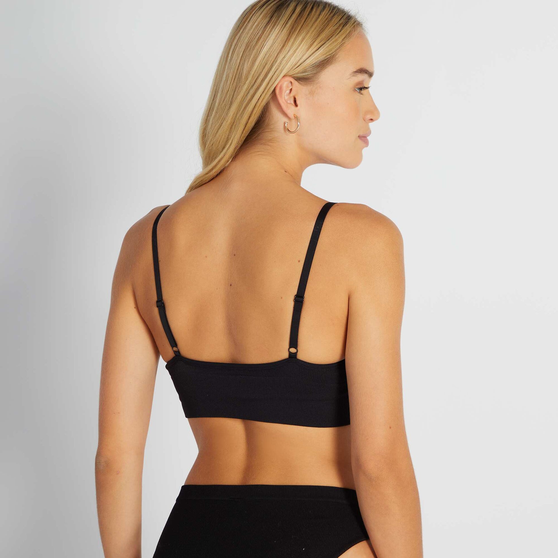 Ribbed knit push-up bra black