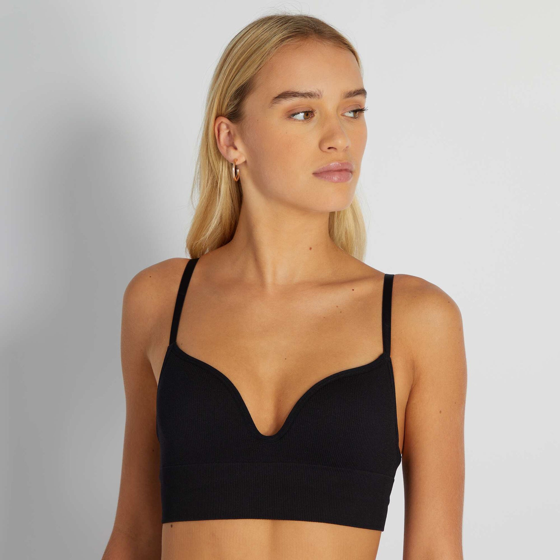 Ribbed knit push-up bra black