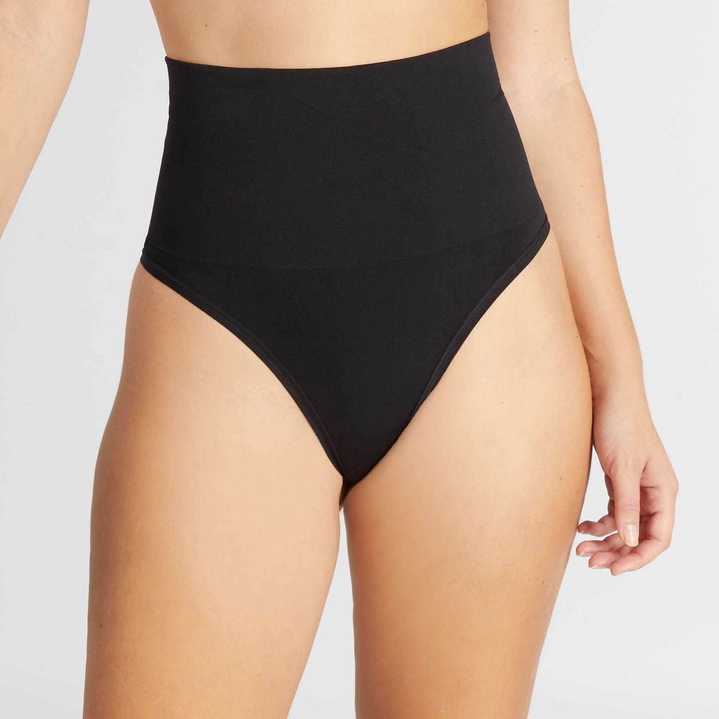 Control thong Black