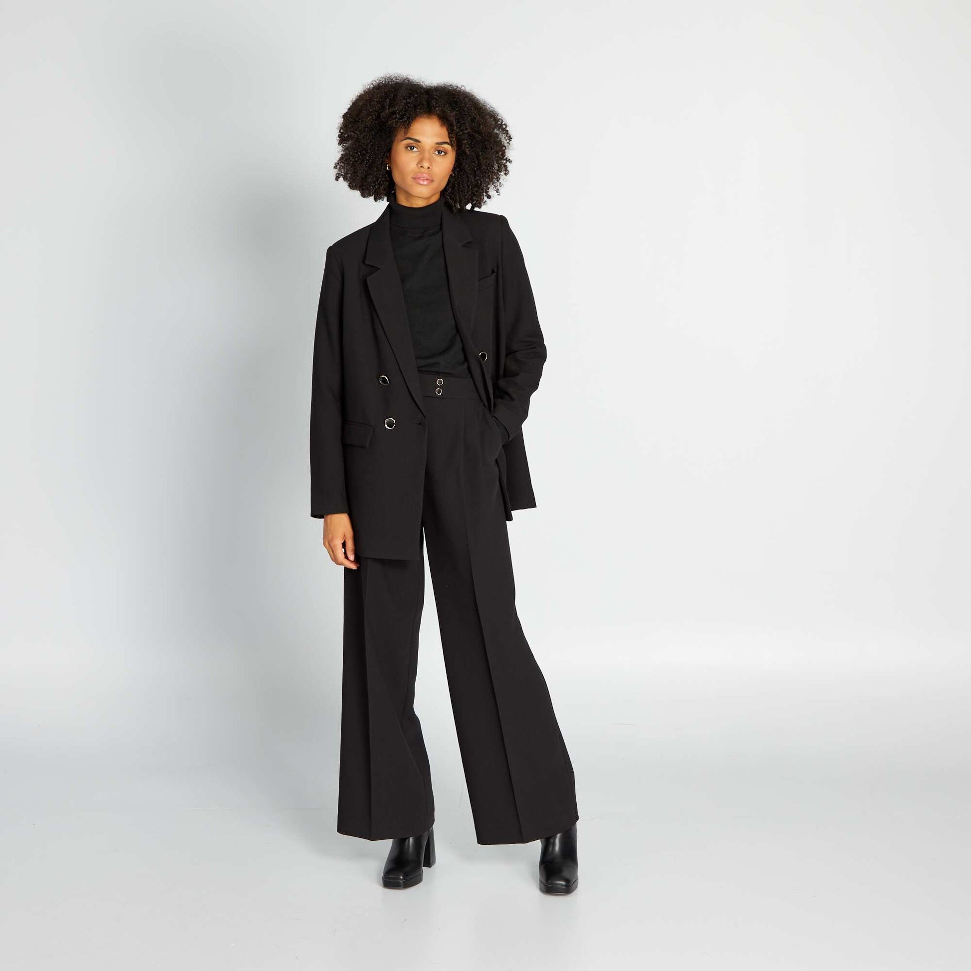 Wide-leg high-waisted trousers black
