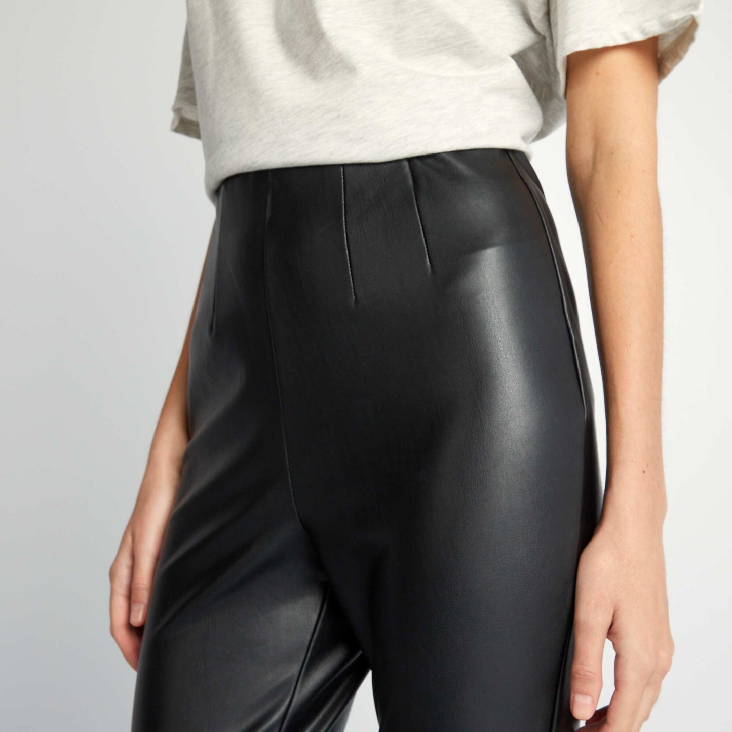 Faux leather leggings with high waist black