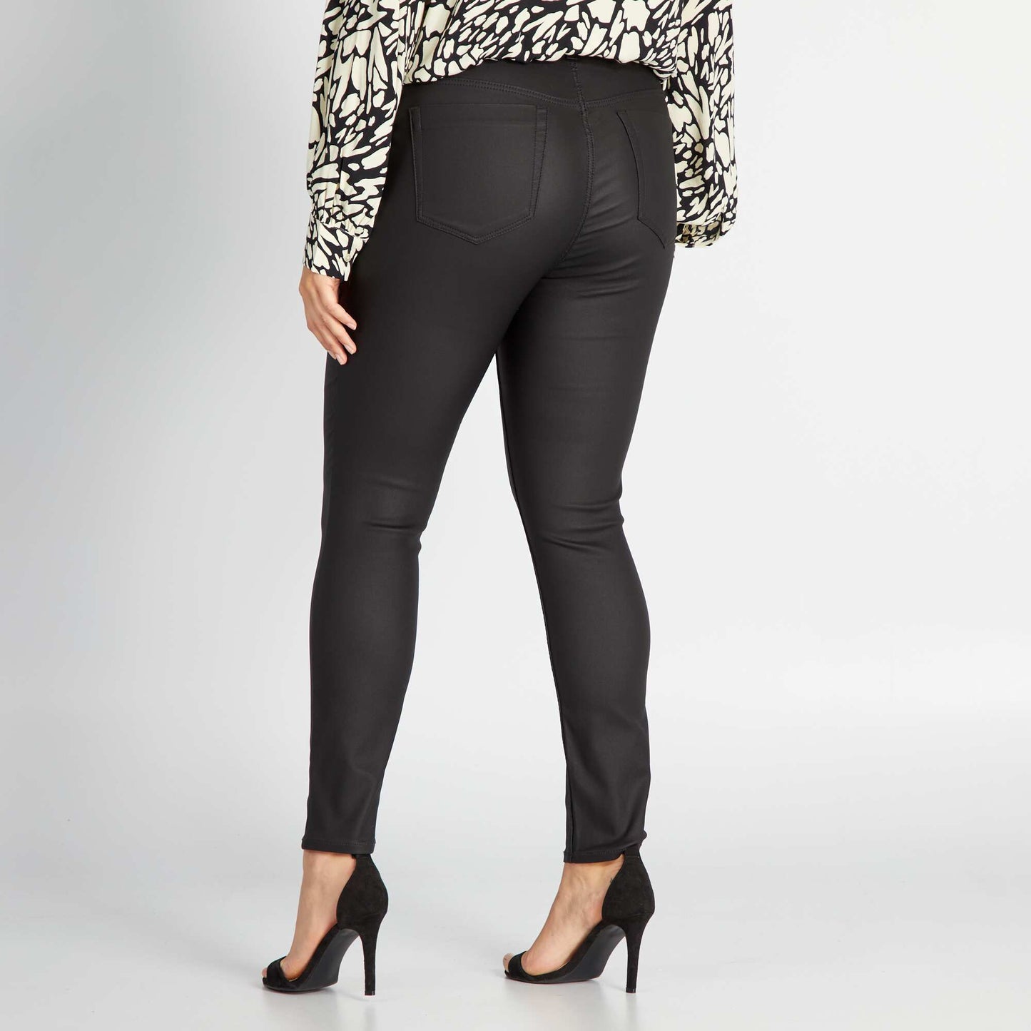 Skinny coated jeans with high waist black