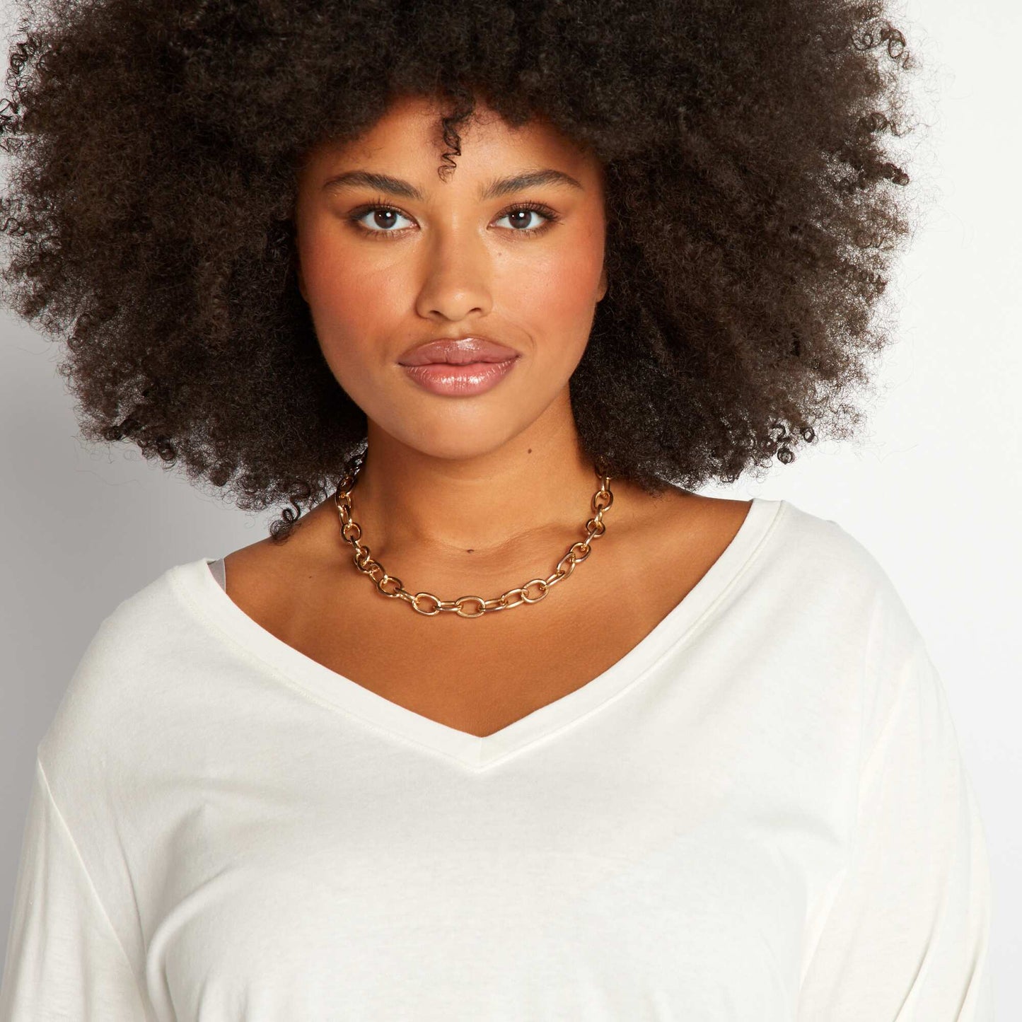 Basic long-sleeved V-neck T-shirt White