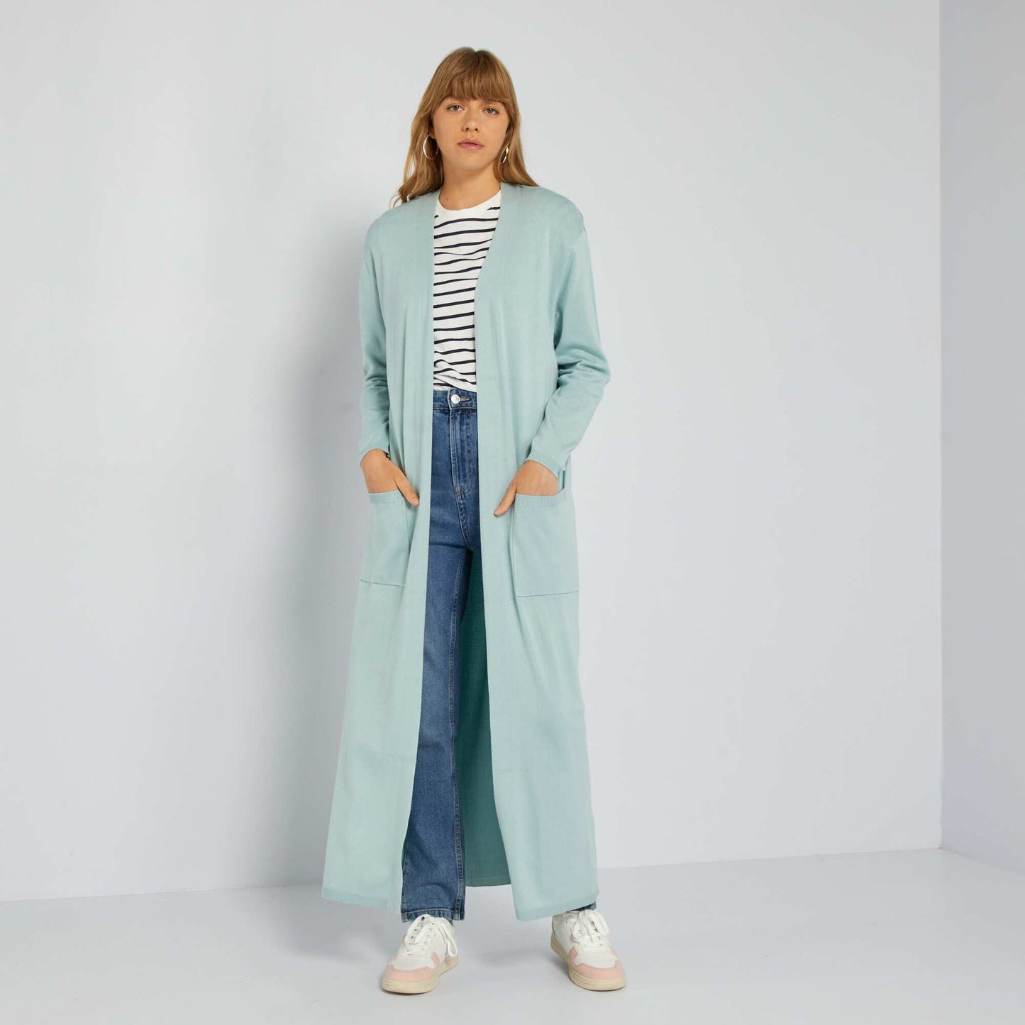 Long open cardigan made from flowing viscose fabric BLUE