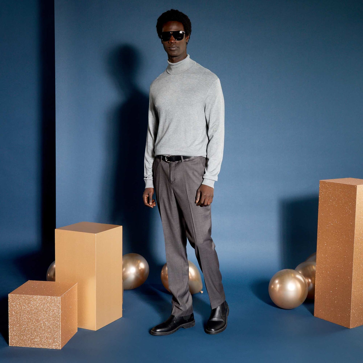 Lightweight turtleneck sweater Grey