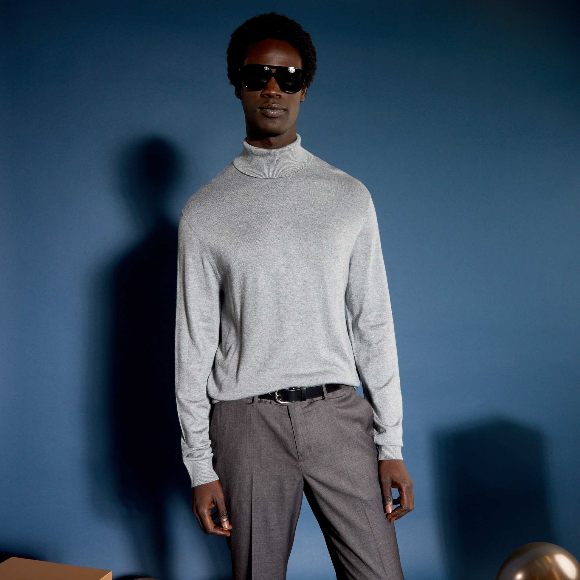 Lightweight turtleneck sweater Grey