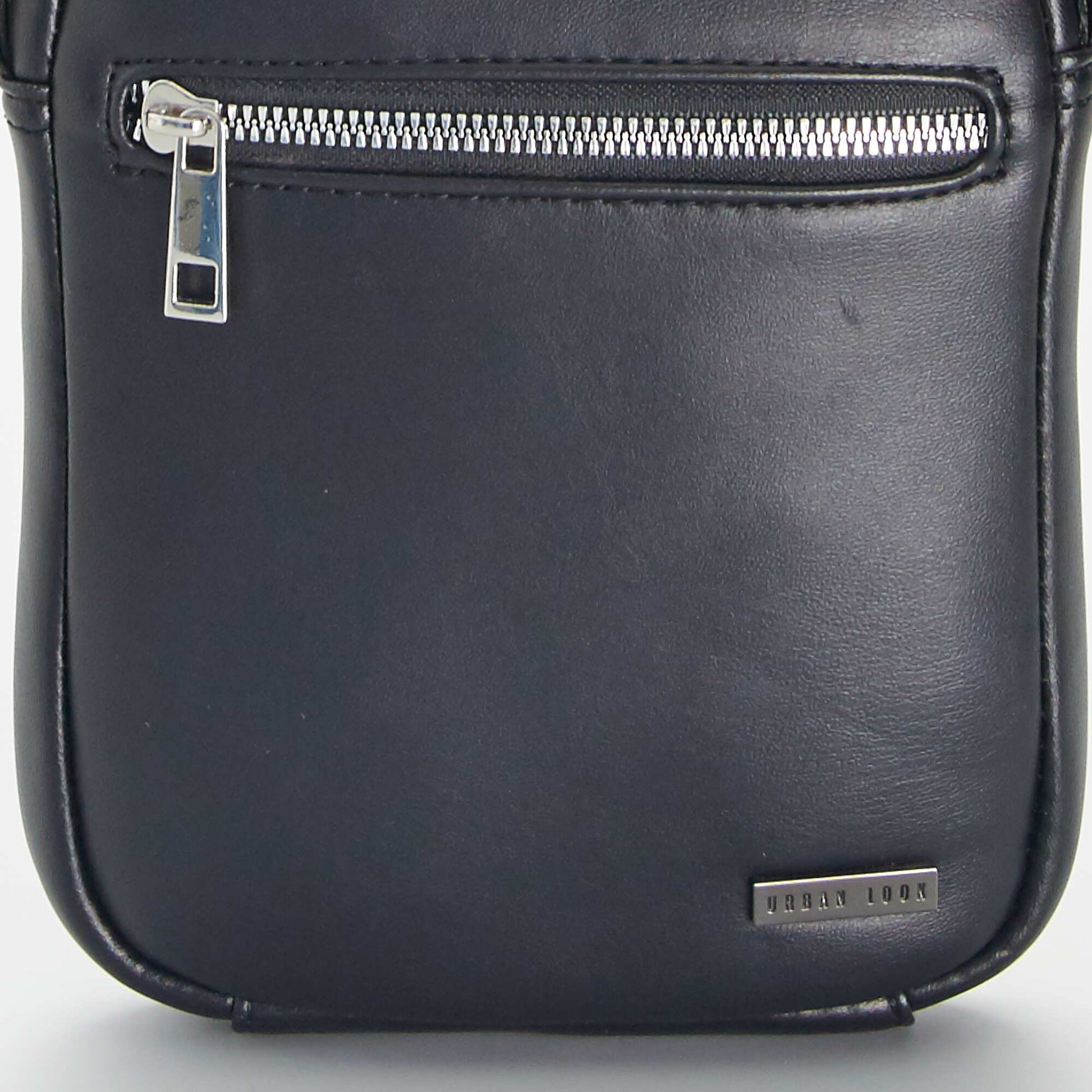 Small bag with zipped pocket BLACK