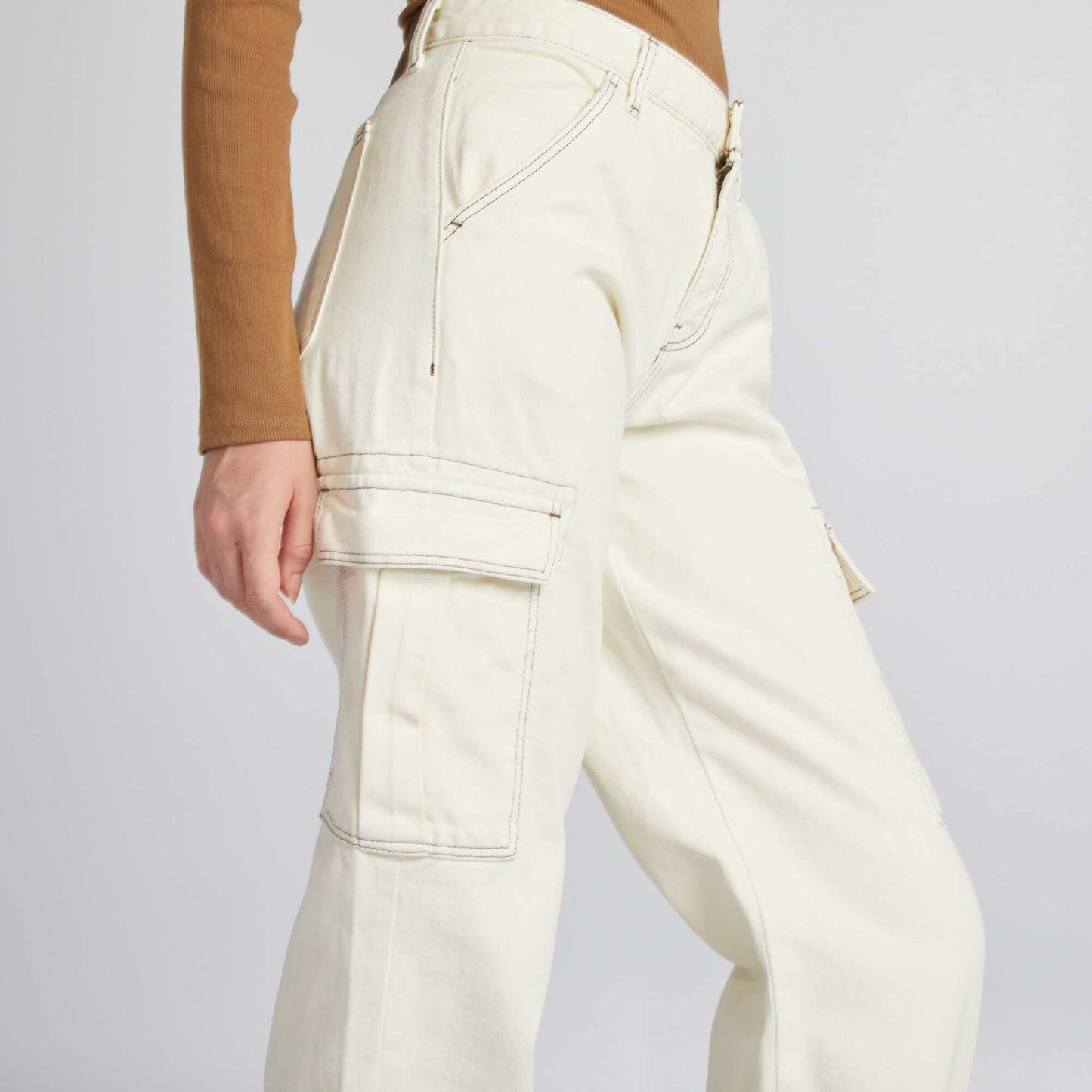 Trousers with flap pockets WHITE