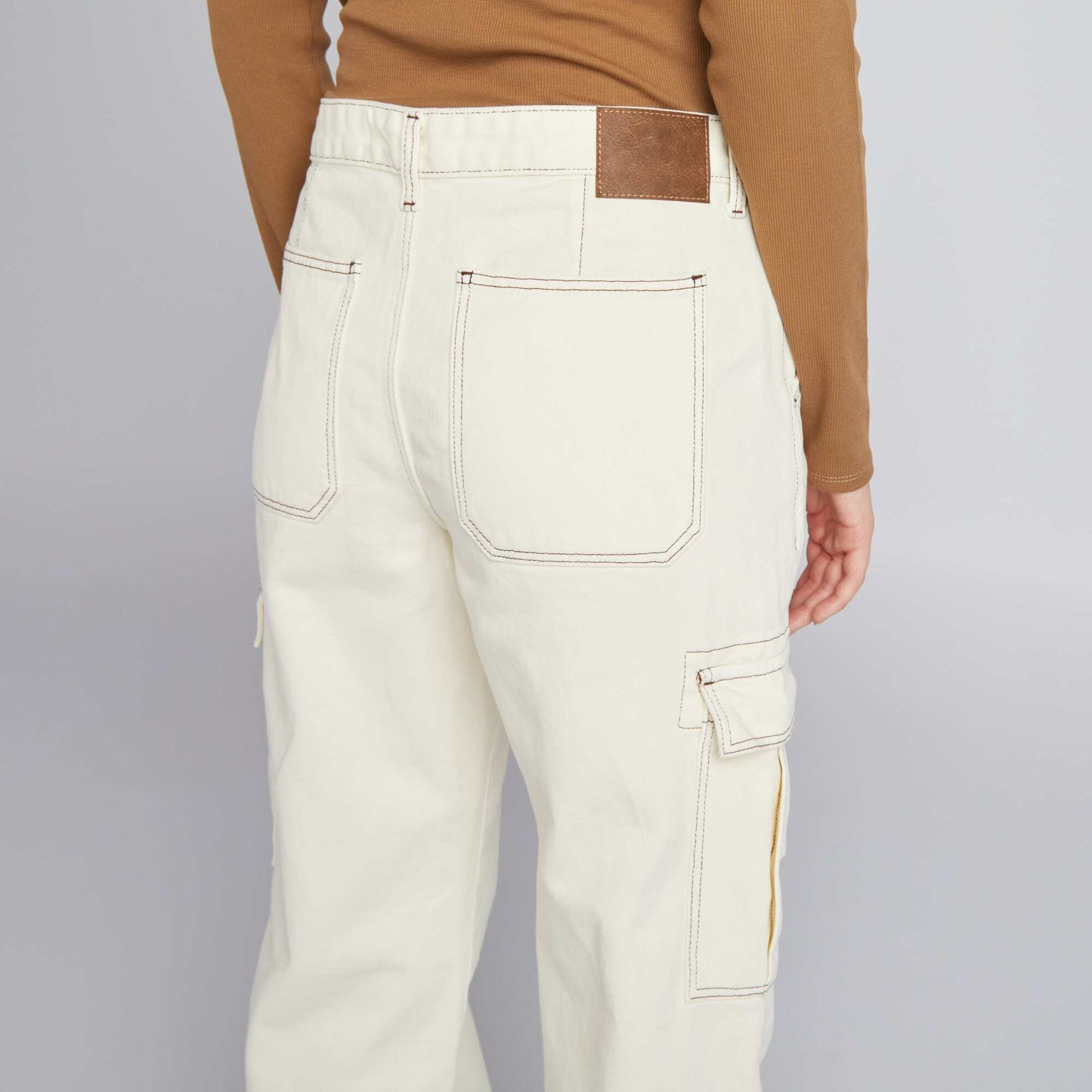 Trousers with flap pockets WHITE