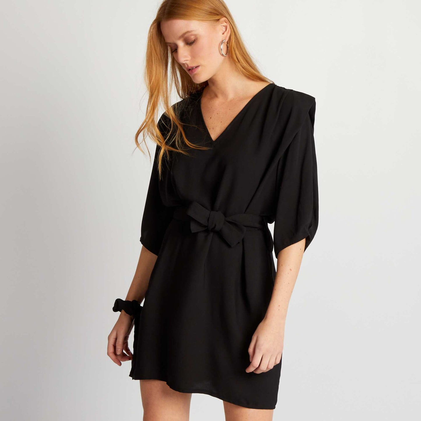 Short dress with 3/4 sleeves and ruffles + scrunchie - Zero waste black