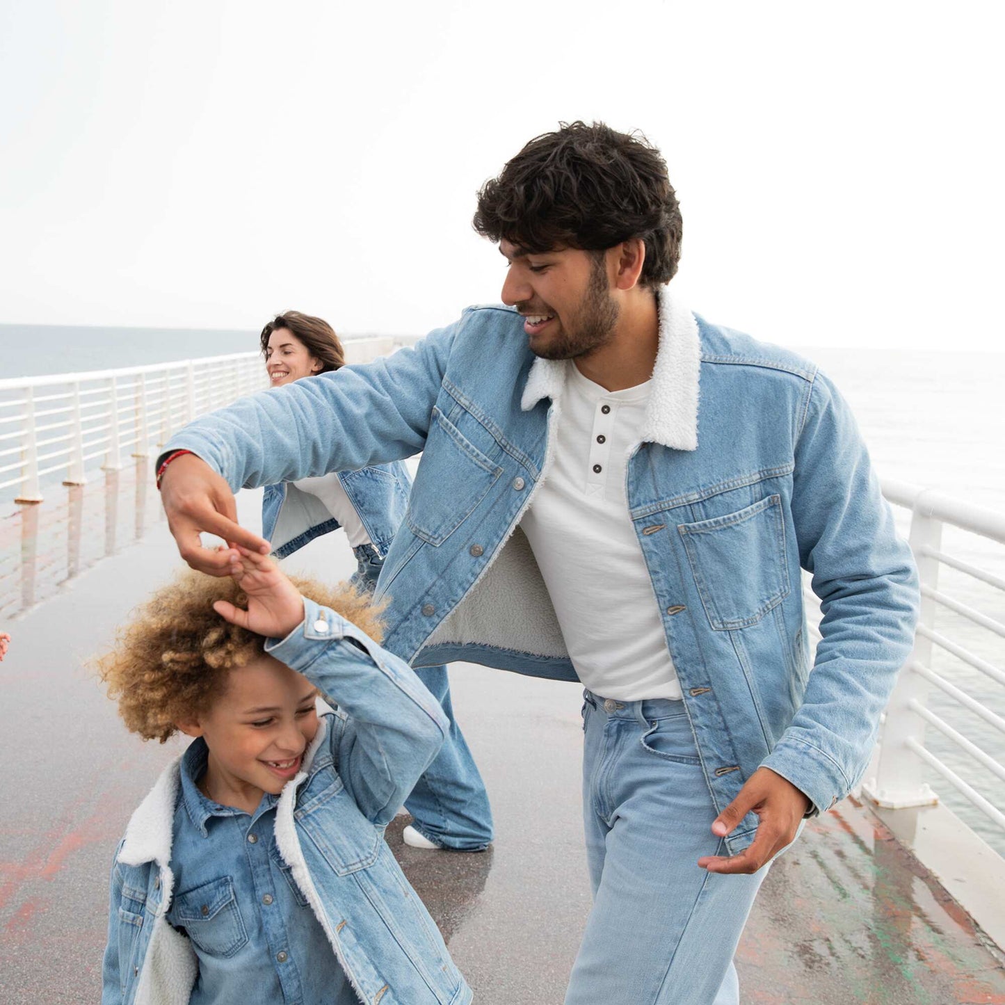 Sherpa-lined denim jacket Blue