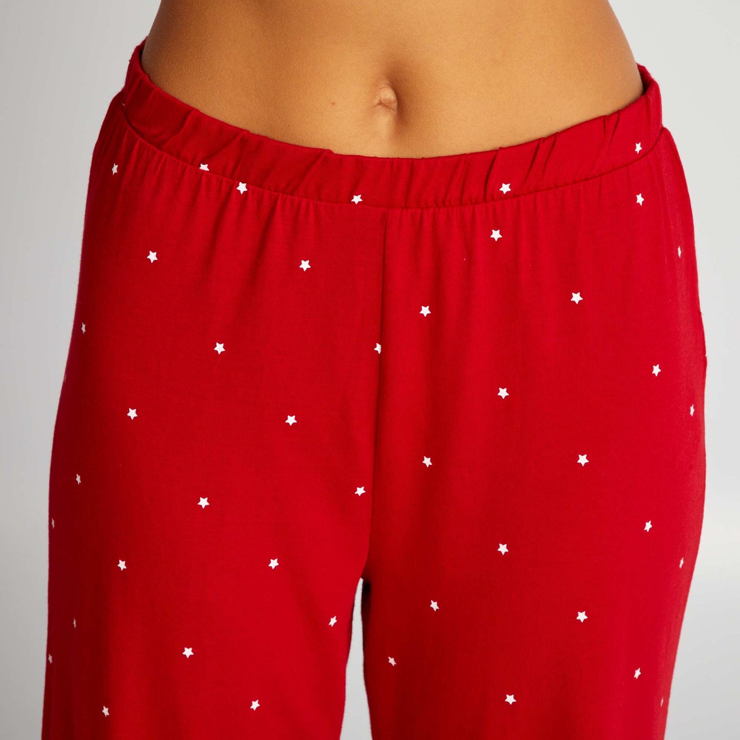 Long pyjama set with scrunchie - 3-piece set RED