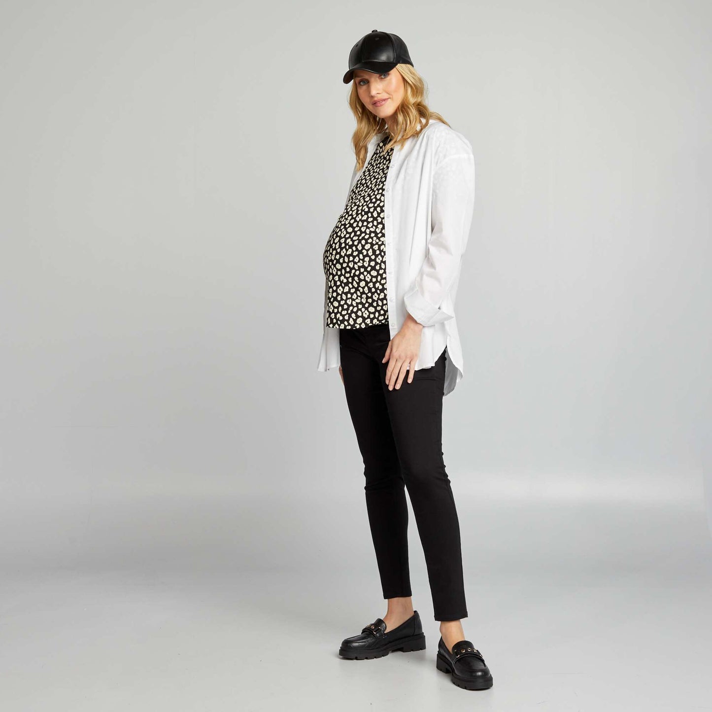 Oversized maternity shirt white