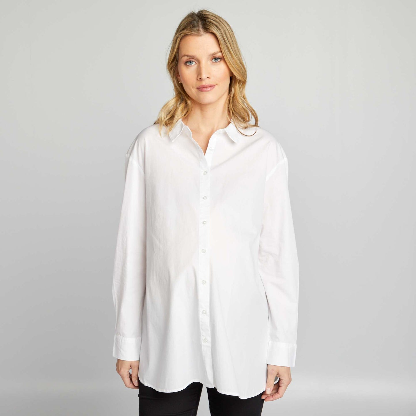 Oversized maternity shirt white