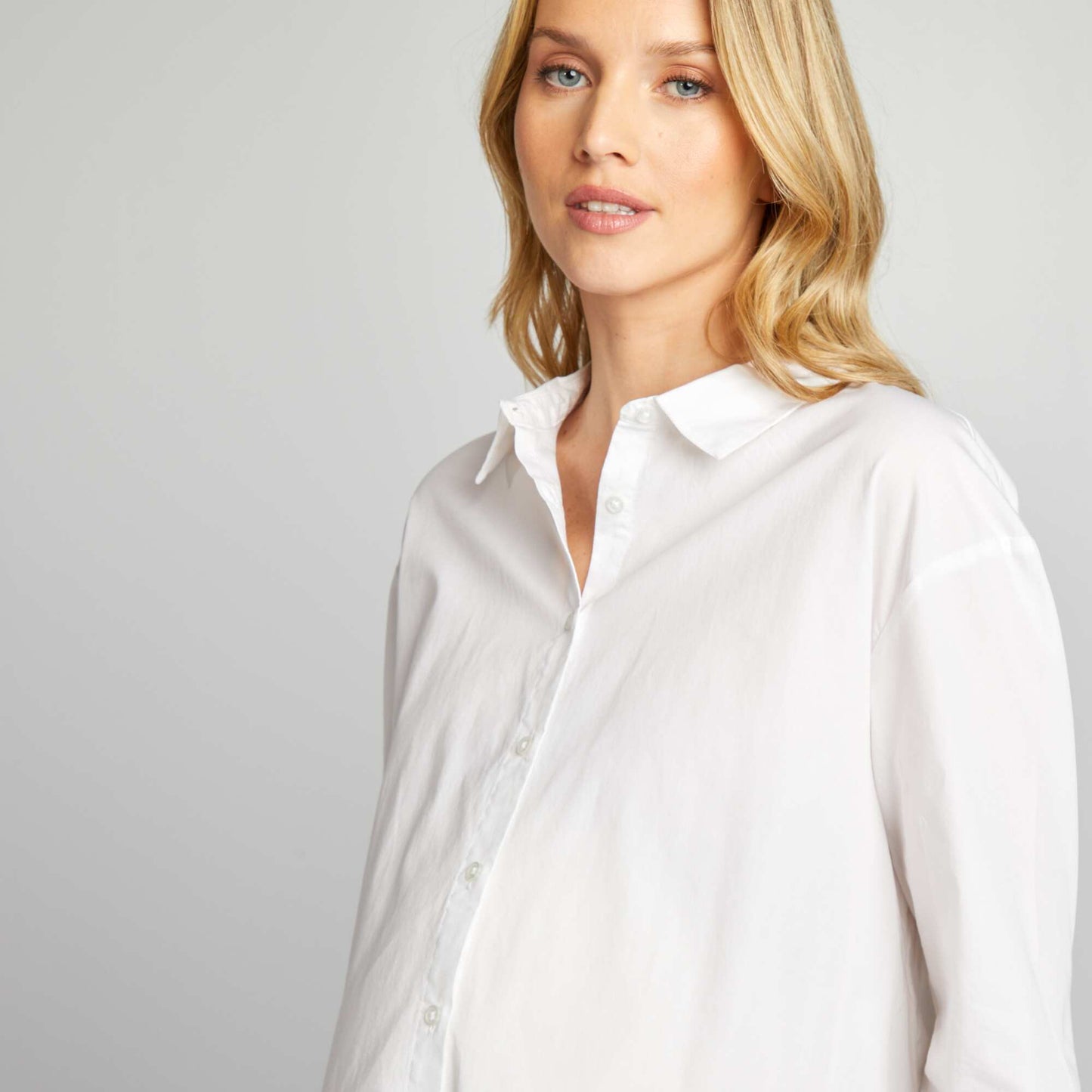 Oversized maternity shirt white