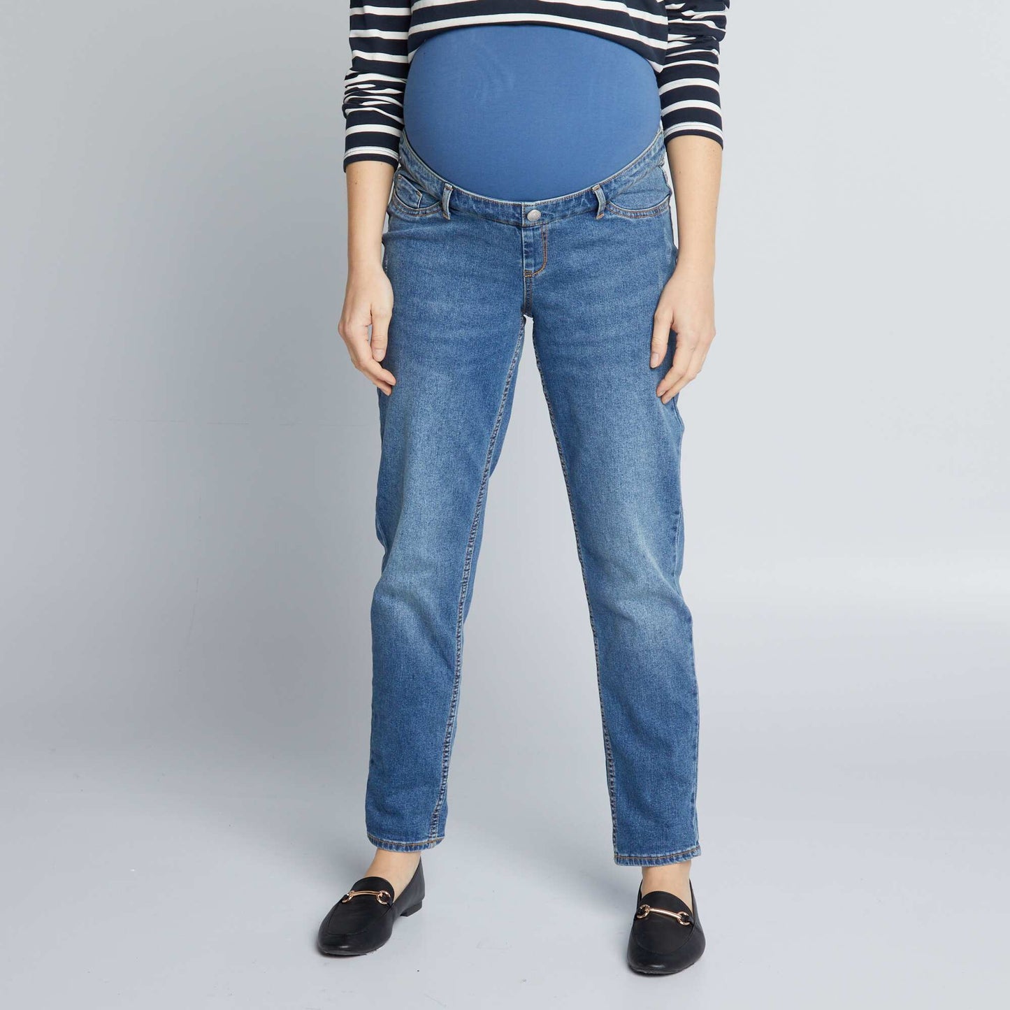 Maternity mom-fit jeans with distressed detailing BLUE