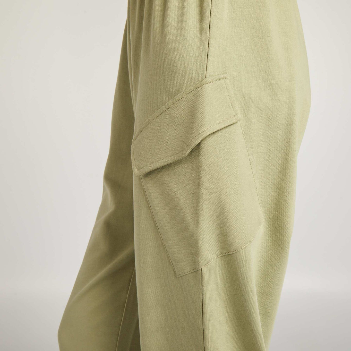 Wide-leg joggers LIGHT KHAKI