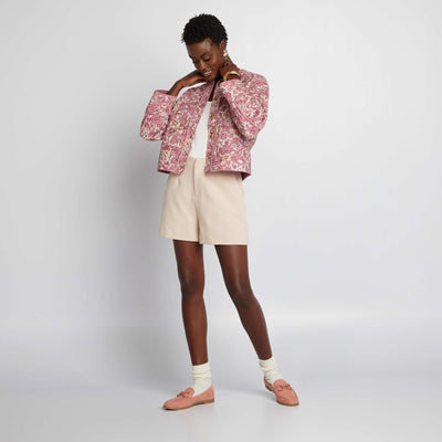 شورت أنيق بخصر مرتفع باللون البيج