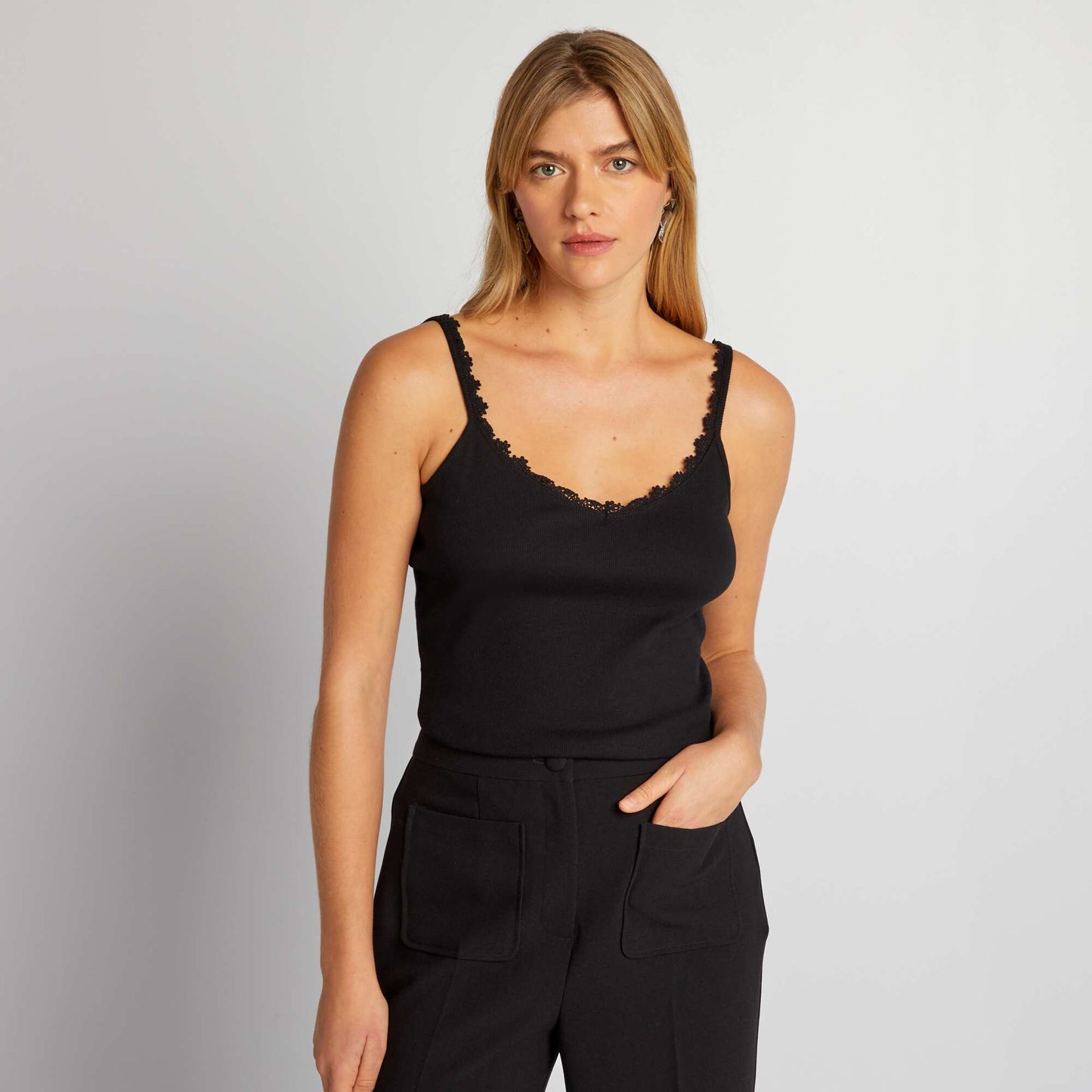 Vest top with narrow straps black