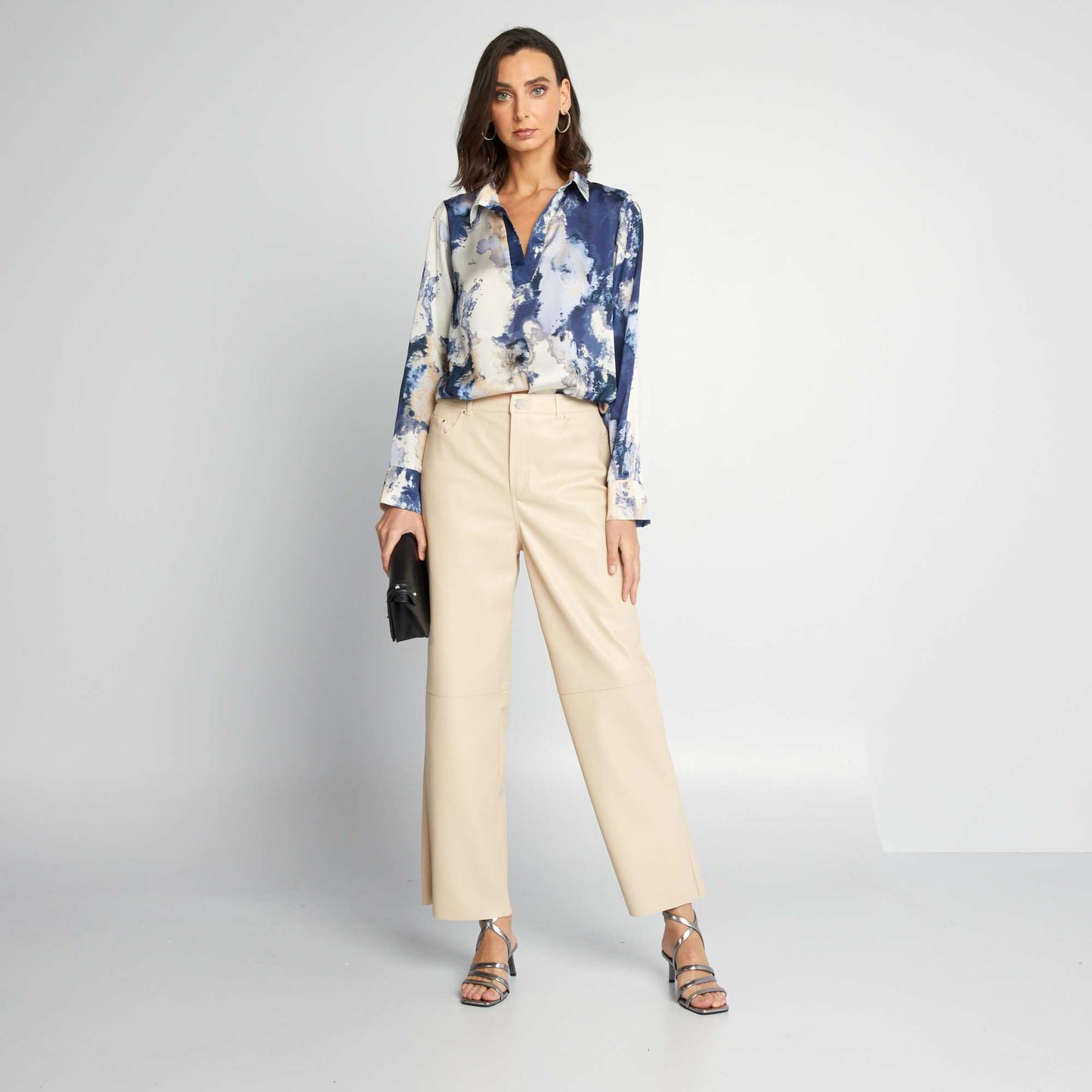 Flowing long-sleeved blouse Blue