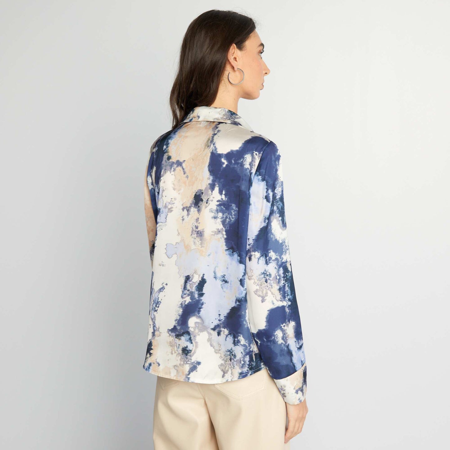 Flowing long-sleeved blouse Blue
