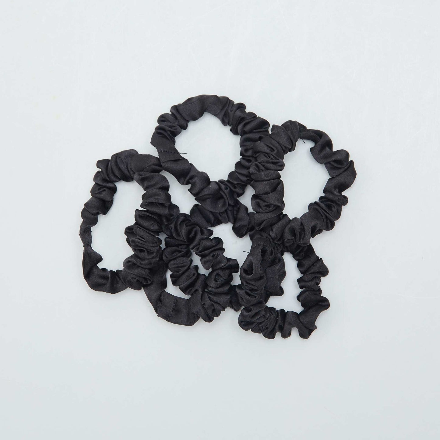 Pack of 6 scrunchies BLACK