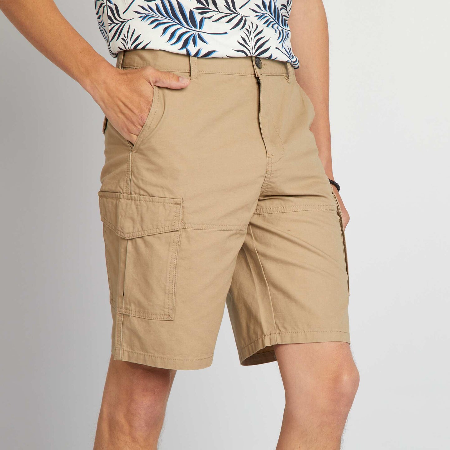 Bermuda shorts with side pockets BEIGE