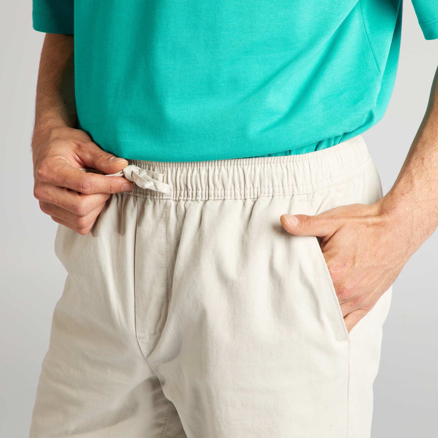 Chino Bermuda shorts with elasticated waist GREY