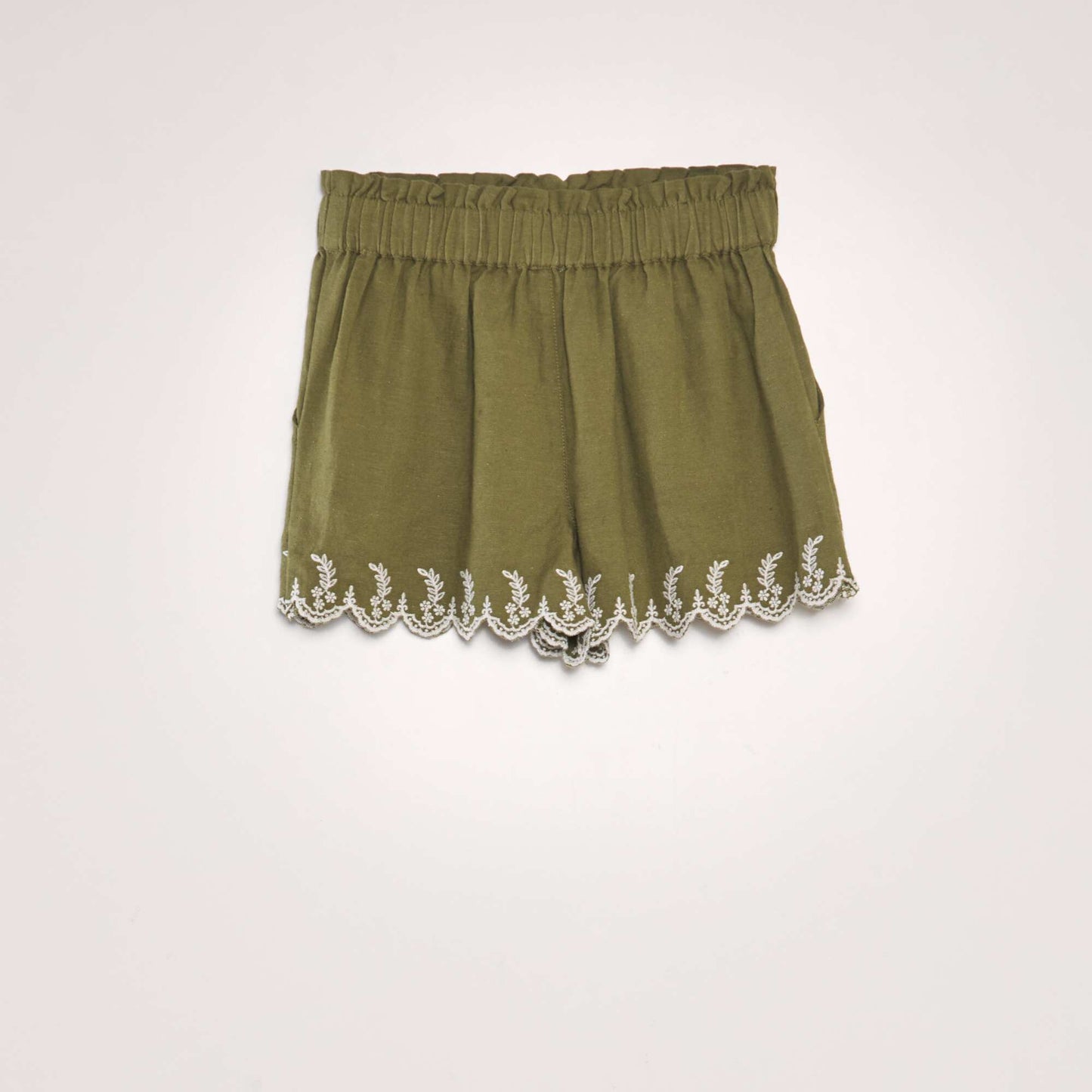 Embroidered cotton and linen shorts green