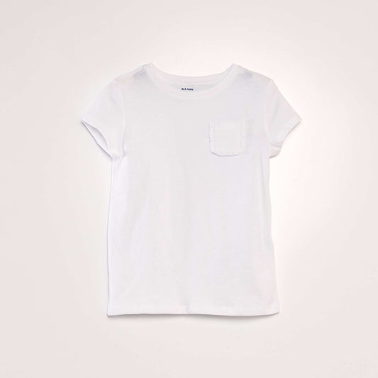 Plain T-shirt with pocket white