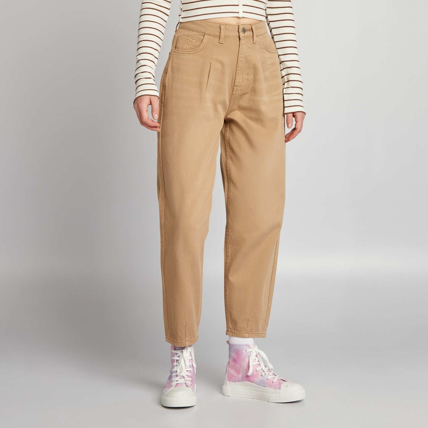 High-waisted balloon jeans BEIGE