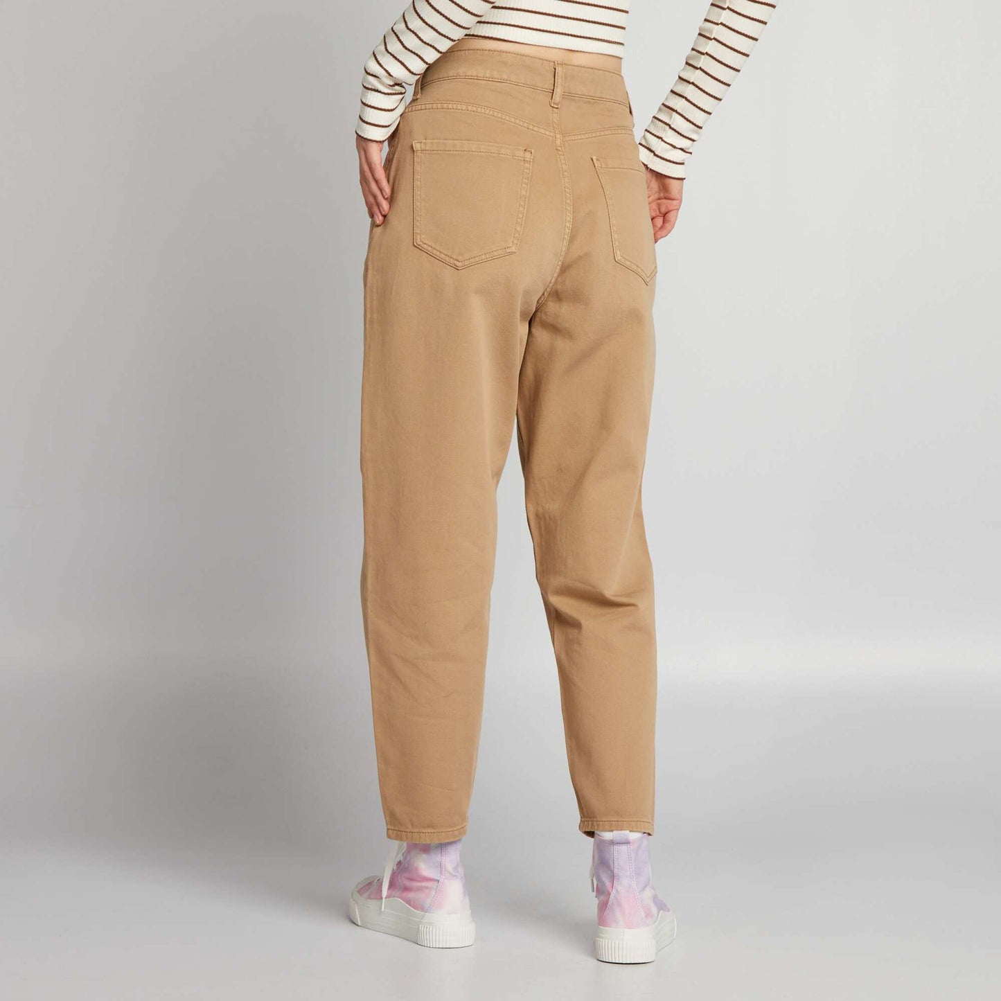 High-waisted balloon jeans BEIGE