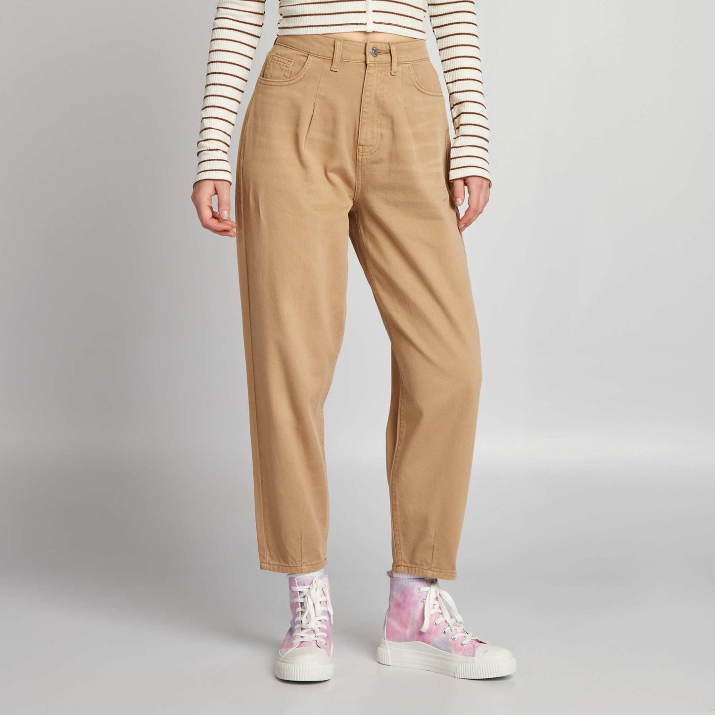 High-waisted balloon jeans BEIGE