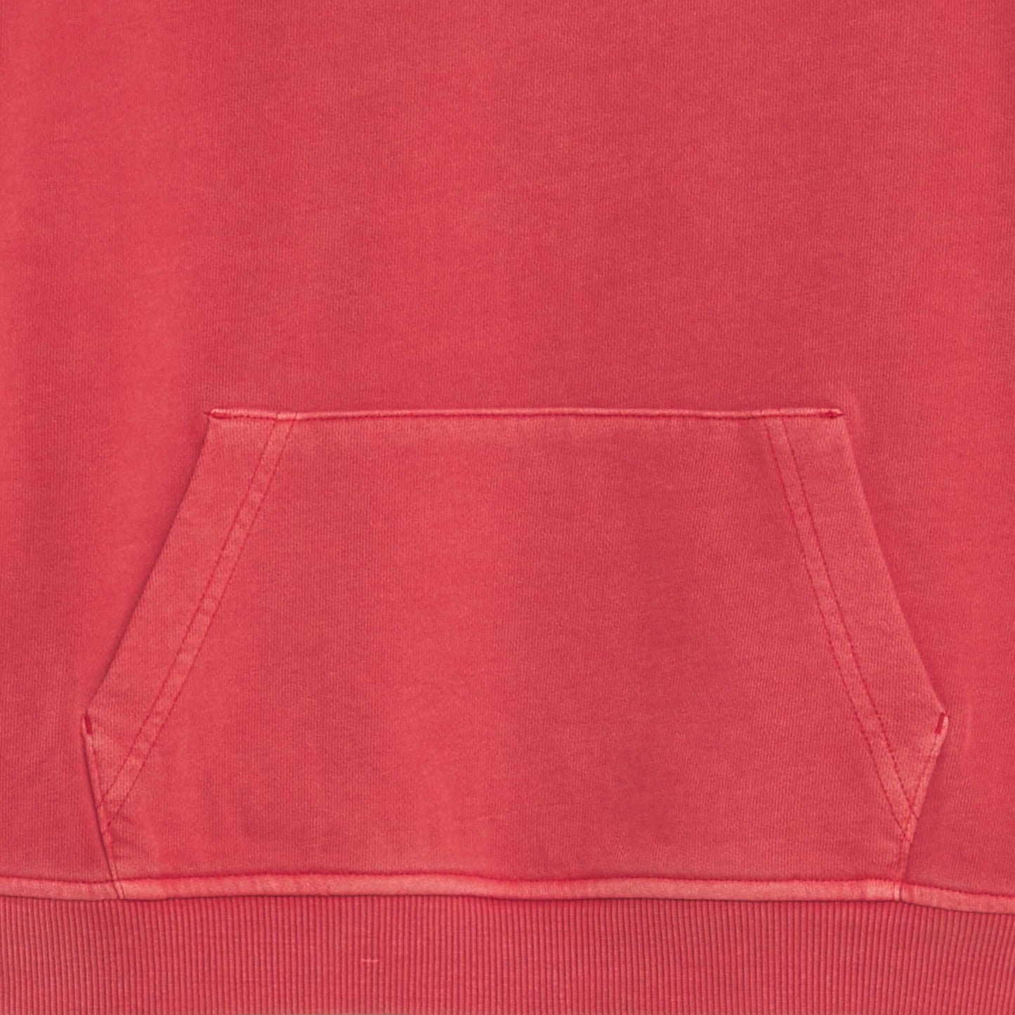 Sweatshirt with kangaroo pocket red