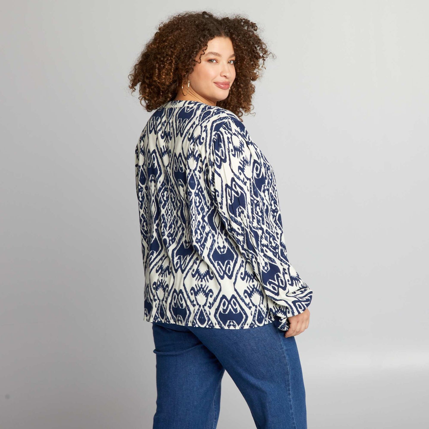 Patterned V-neck blouse BLUE