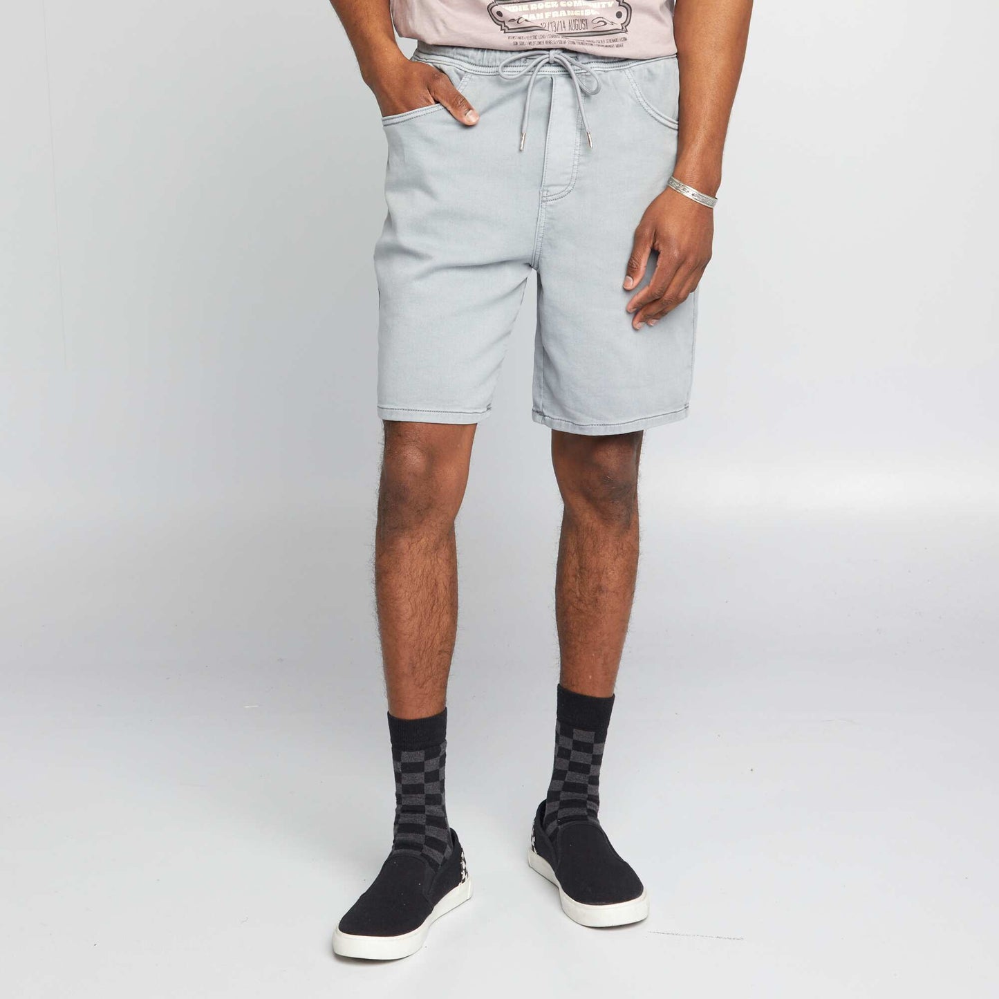 Plain jogger-style Bermuda shorts BLUE