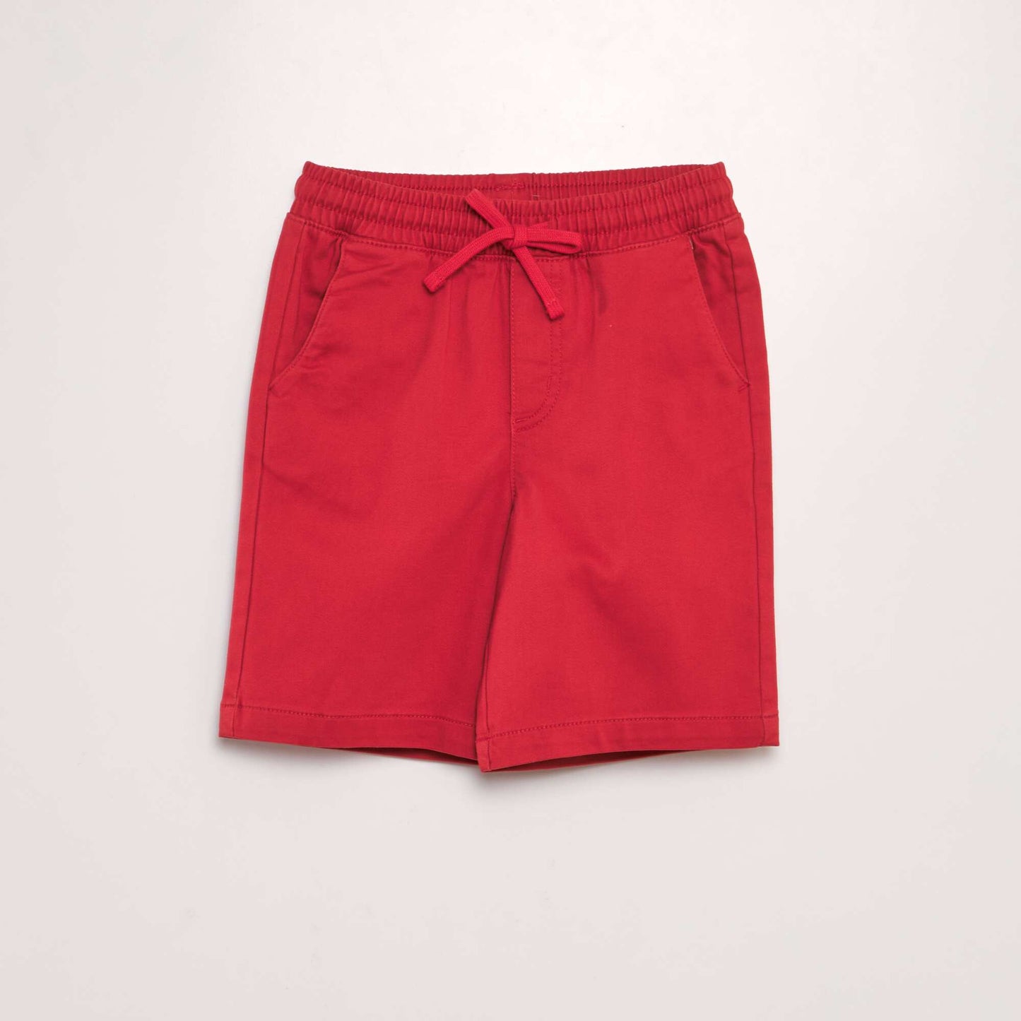 Bermuda shorts with elasticated waist RED